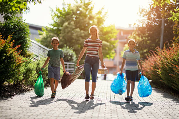 Best Yard Waste Removal  in Bellevue, IA